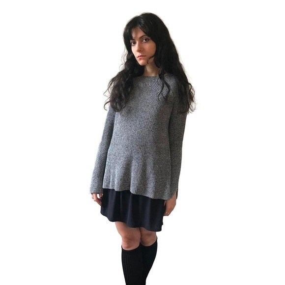 Vintage Crew Neck Ribbed Knit Gray Sweater