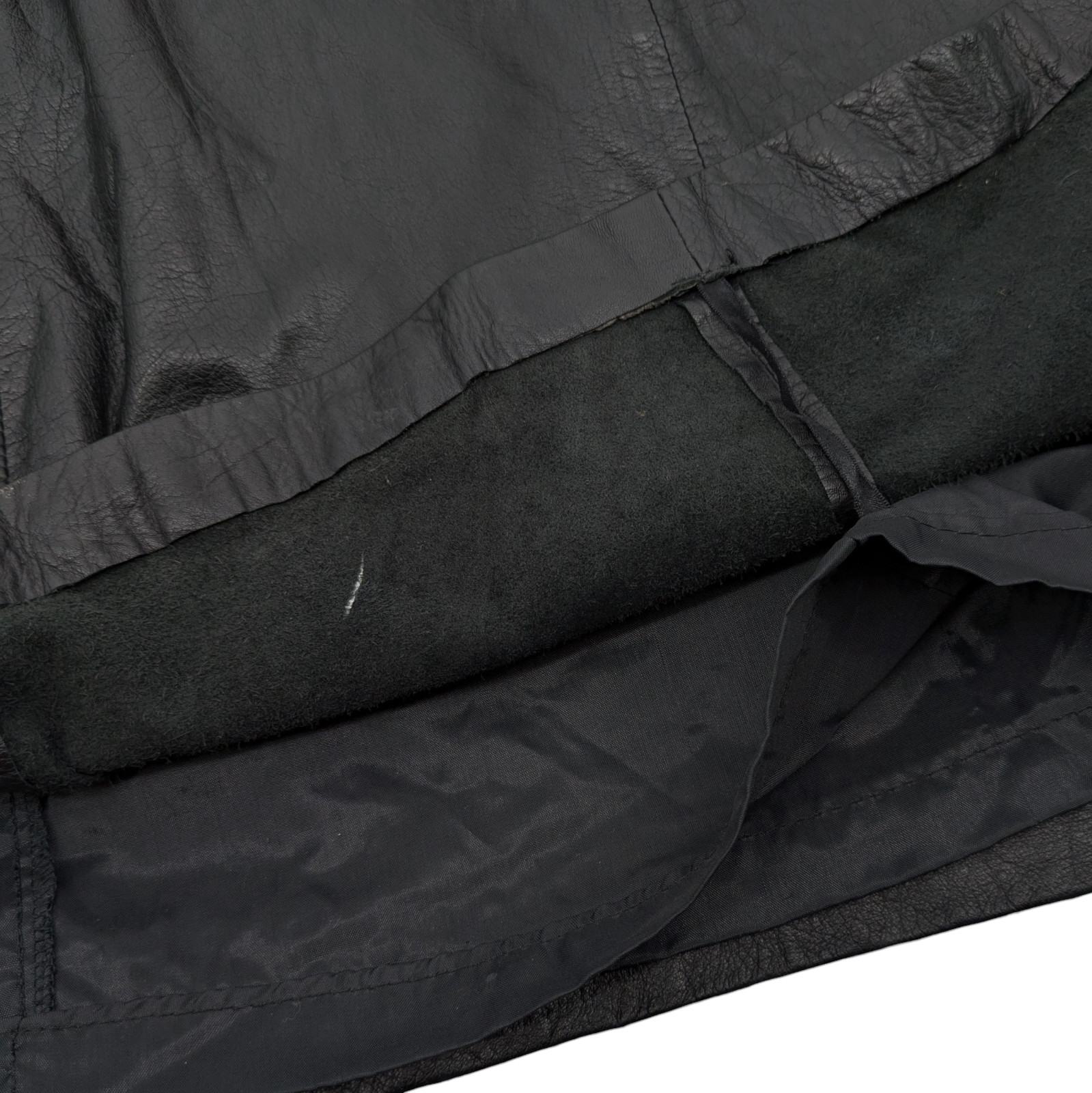 VTG 80s Black Leather Quilted Midi Skirt Womens 8 Yoke New Wave Goth Avant Garde