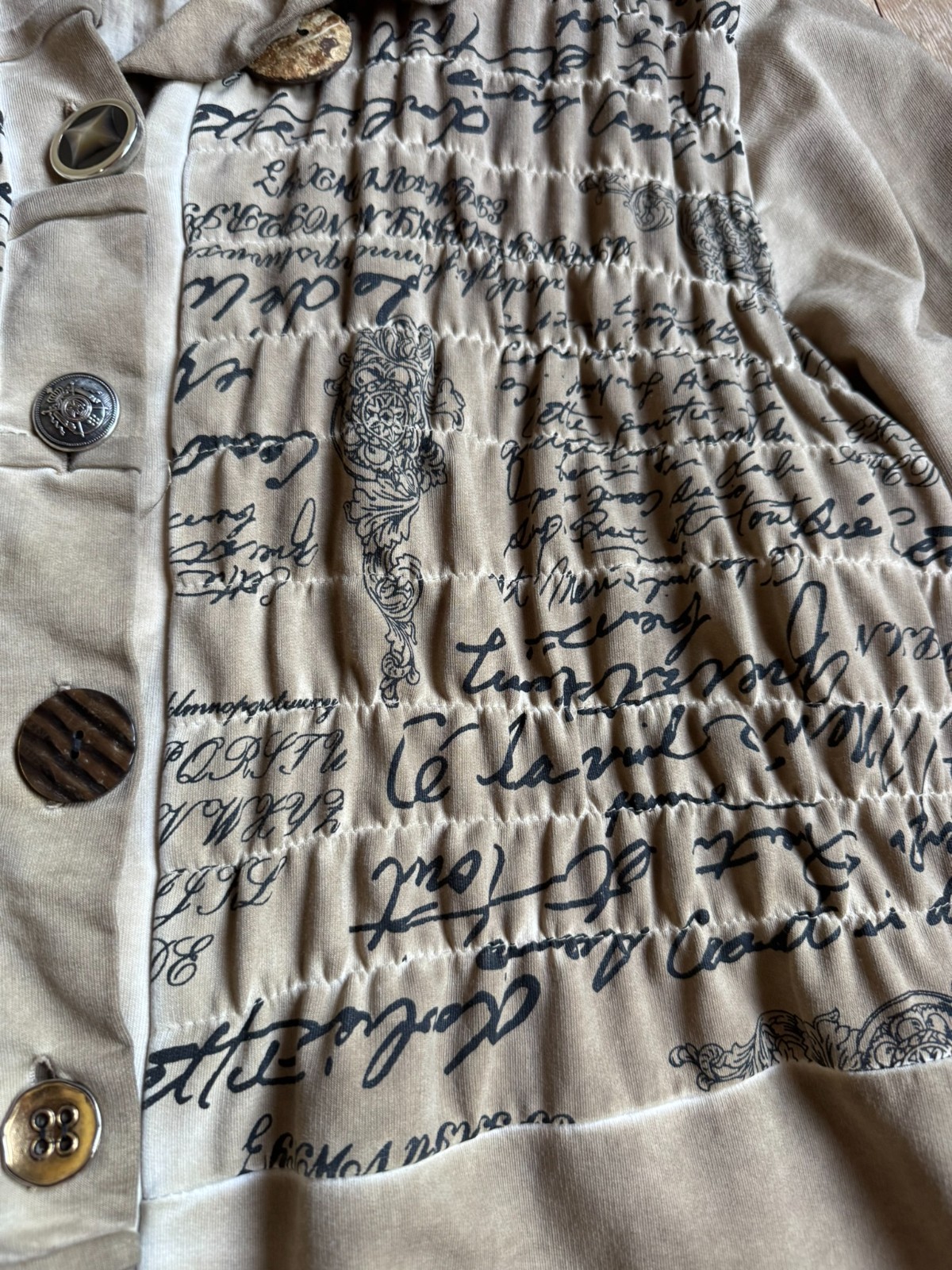Bottega Designer Sweat Jacket Made in Italy Art to Wear Script Print Size 44 46