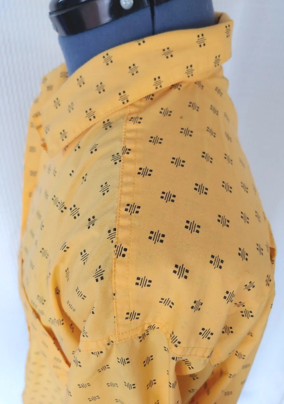 Vintage Good Look&rsquo;n Yellow Button Down Shirt with Black Pattern Size Medium