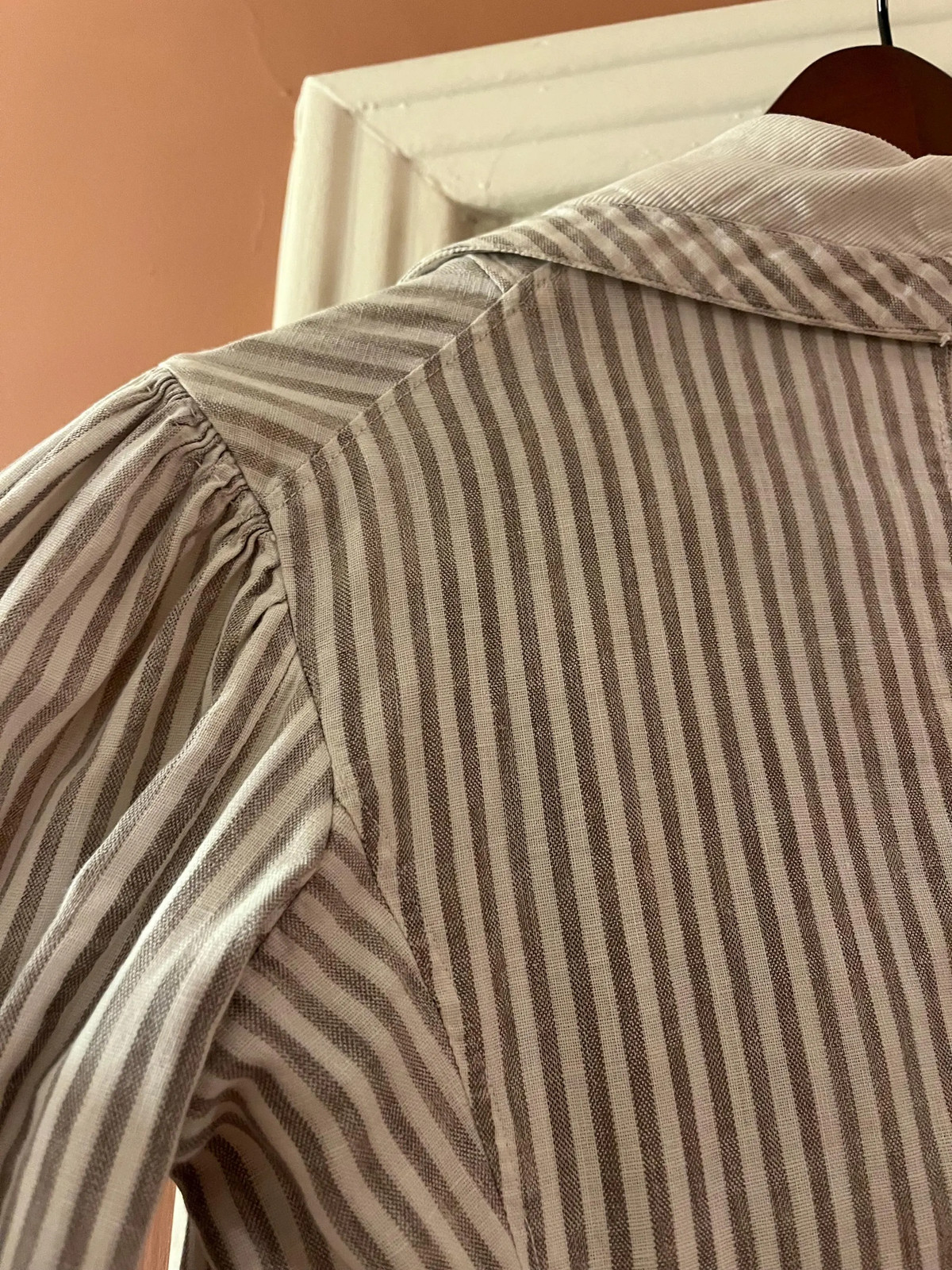 VICTORIAN PINSTRIPED LINEN Antique Walking Suit Jacket with Mutton Sleeves