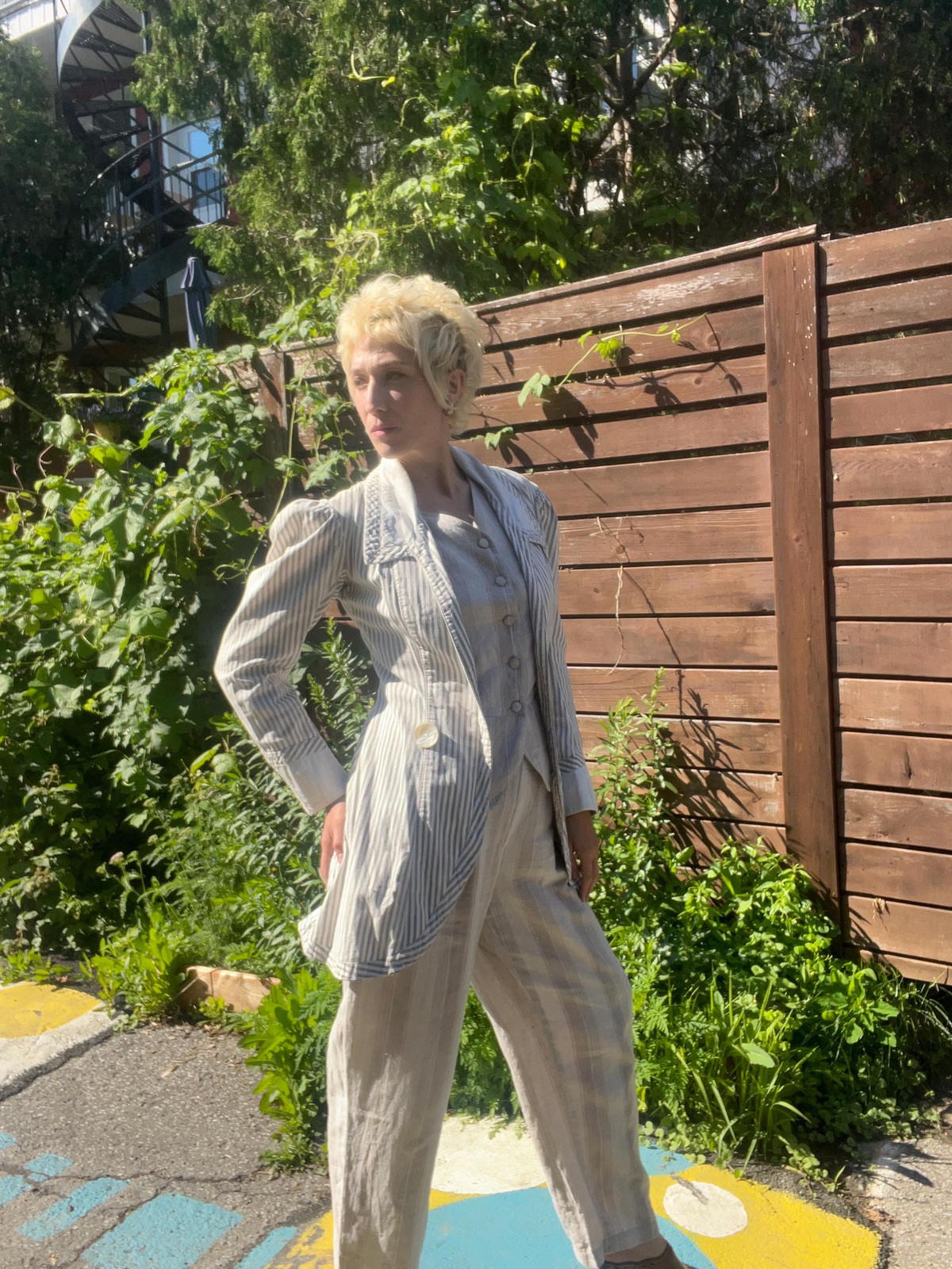 VICTORIAN PINSTRIPED LINEN Antique Walking Suit Jacket with Mutton Sleeves