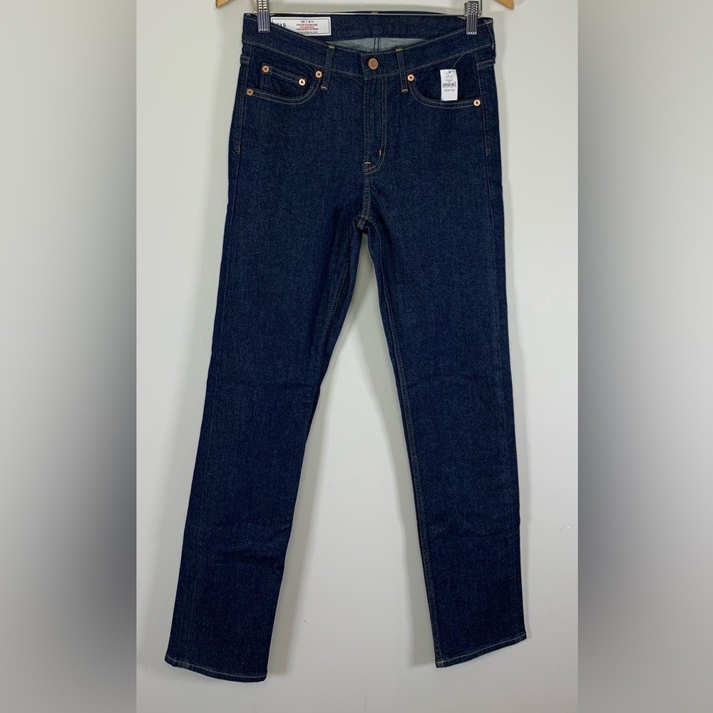 NWT – Gap Women&rsquo;s Vintage Slim Mid Rise Jeans Dark Indigo Wash – Size 28