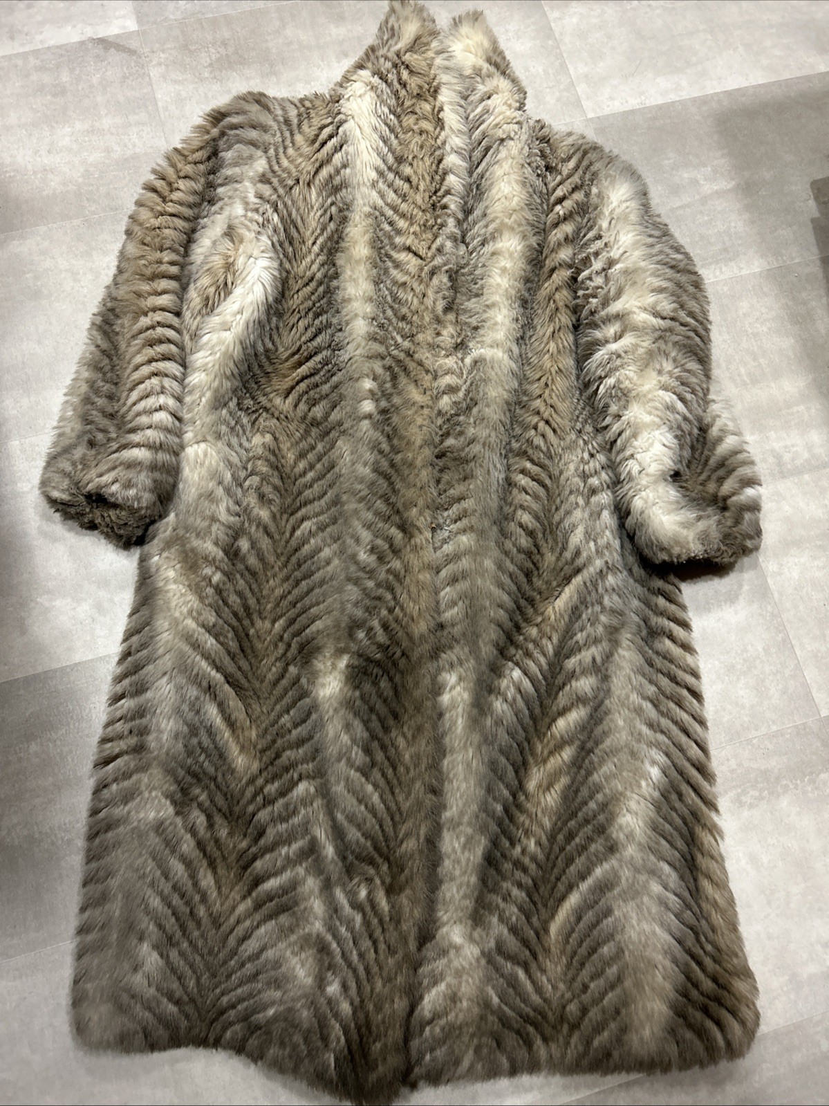 Vintage Foxrun Faux Fur Coat Made in USA sz Large Fox Run READ