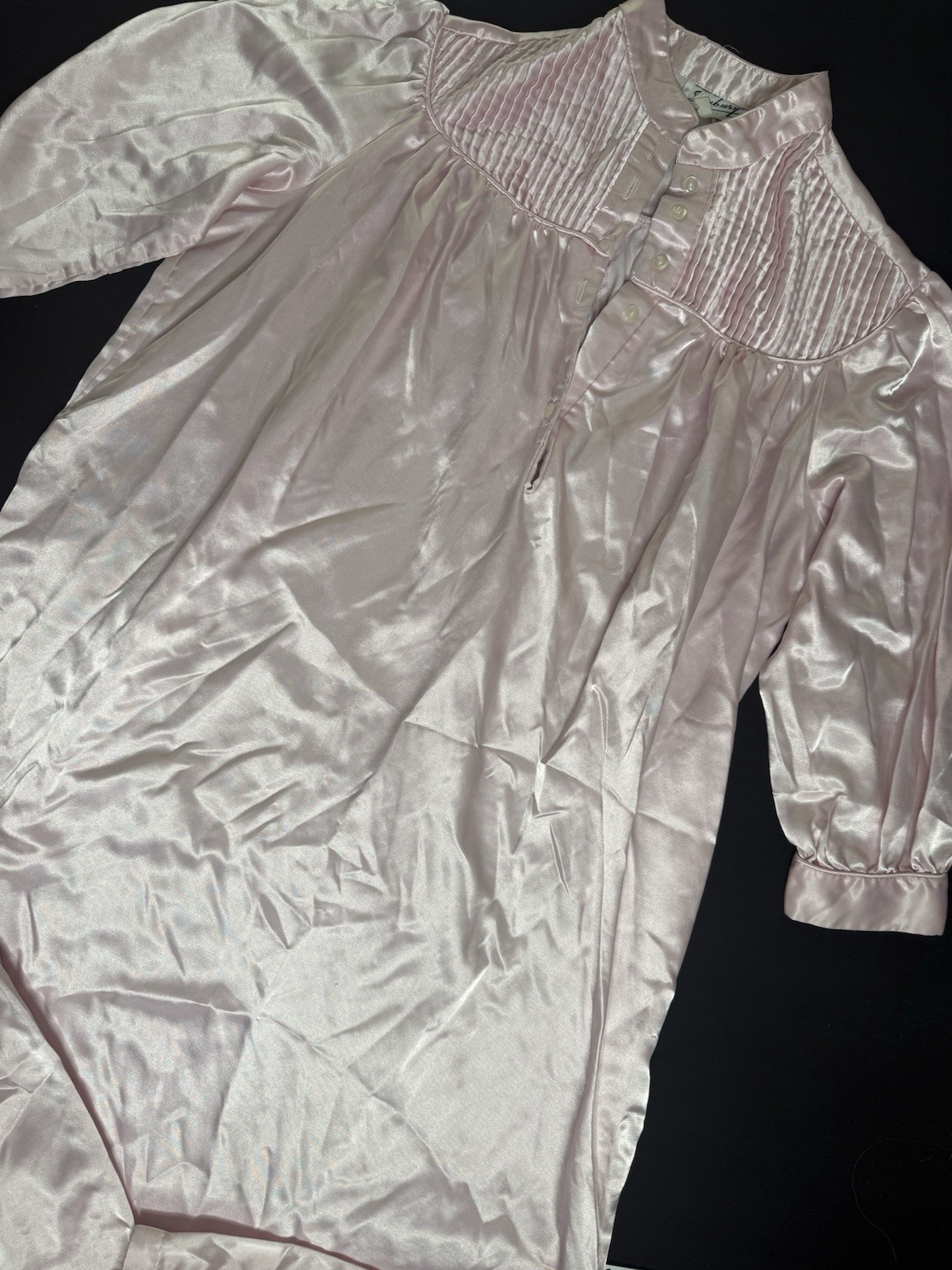 Saybury Pink Satin Vintage Nightgown Robe Chest 40 in Regular