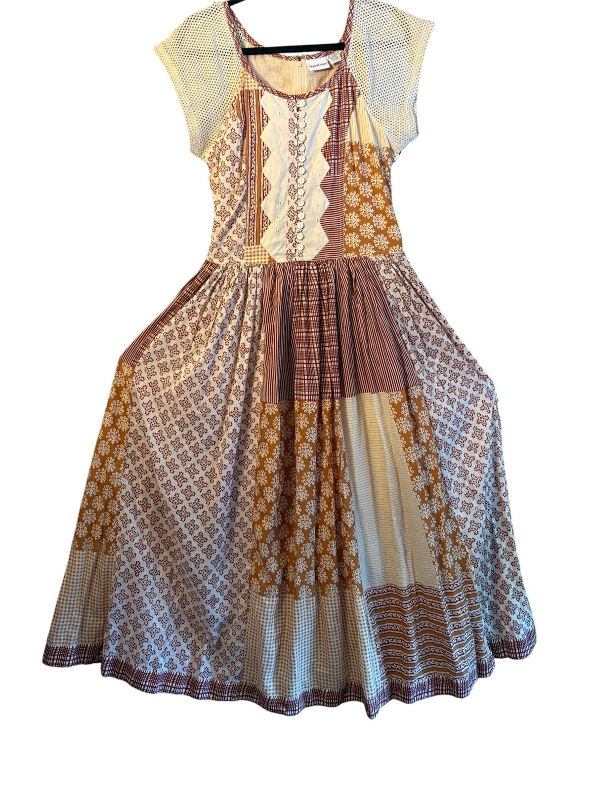 90&rsquo;s patchwirk peasantdress 100% cotton VTG NEWPORT NEWS FITS MEDIUM NWD