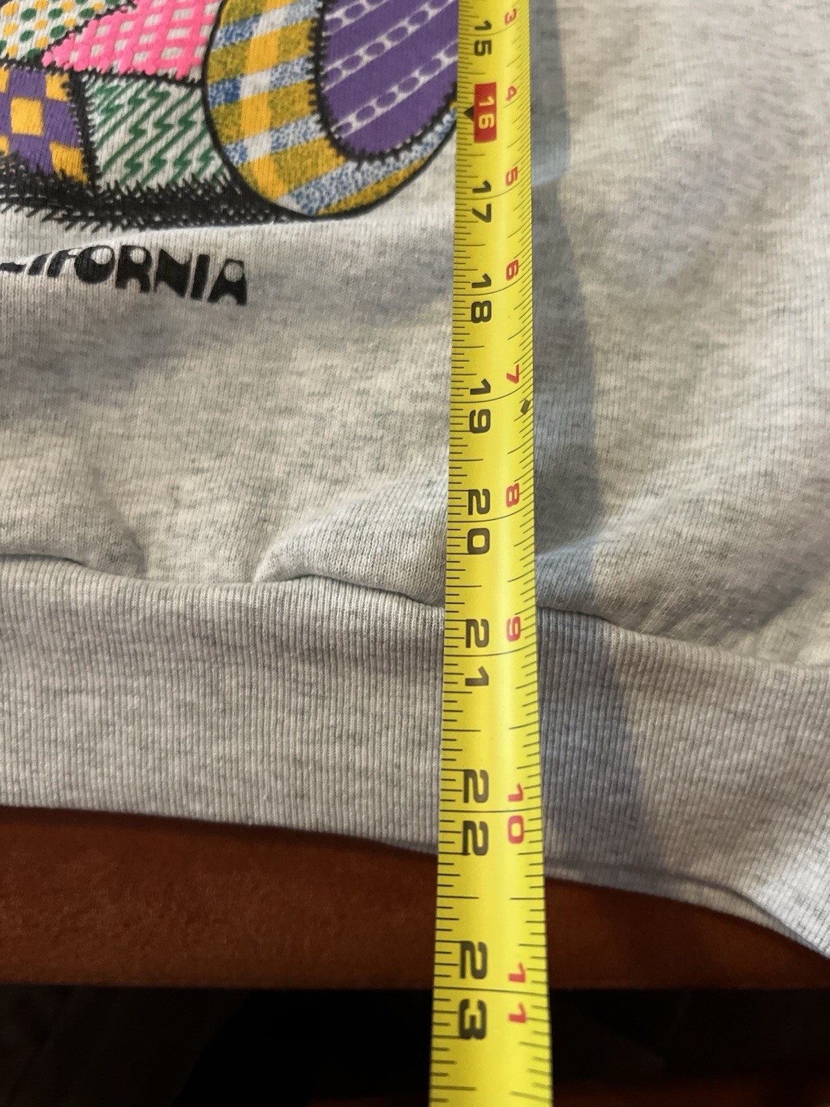 ONEITA Patchwork BEAR Vintage SWEATSHIRT 1990’s Unisex M California