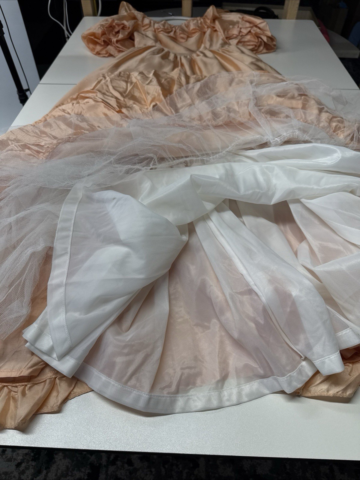 Vintage 70s Peach Taffeta Prom Dress Puffy Sleeve Bows US Sz 10 Made England