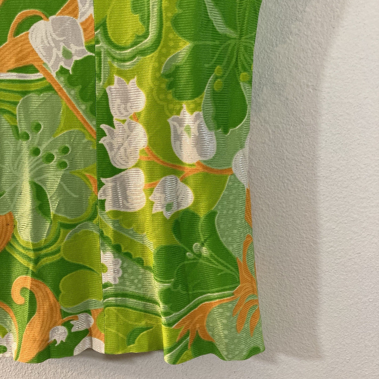 Vintage 1960’s Lime Green Psychedelic Print Tank Top Size Small Retro Mod