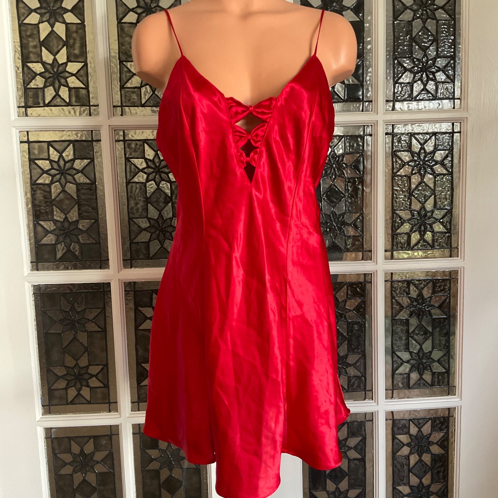 Vintage Frederick’s of Hollywood Silky Red Nightie Nightgown Sz. M