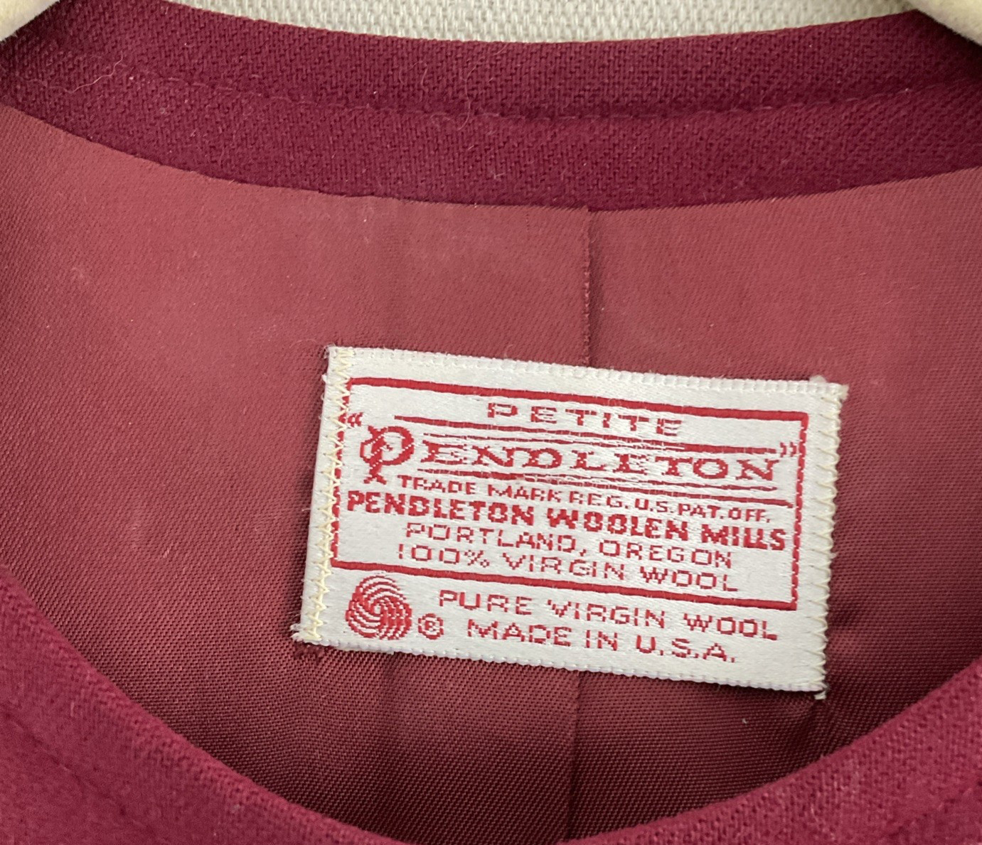 Pendleton Pure Virgin Wool Womens Petite Sz 10 Burgundy Blazer 2 Skirt Set VTG