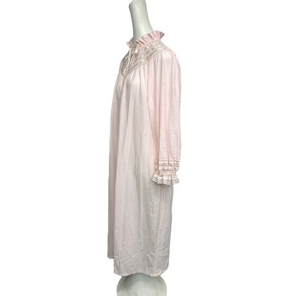 Vintage Gilligan O&rsquo;Malley Petite M Night Gown Pink Full Length Cottagecore Lace