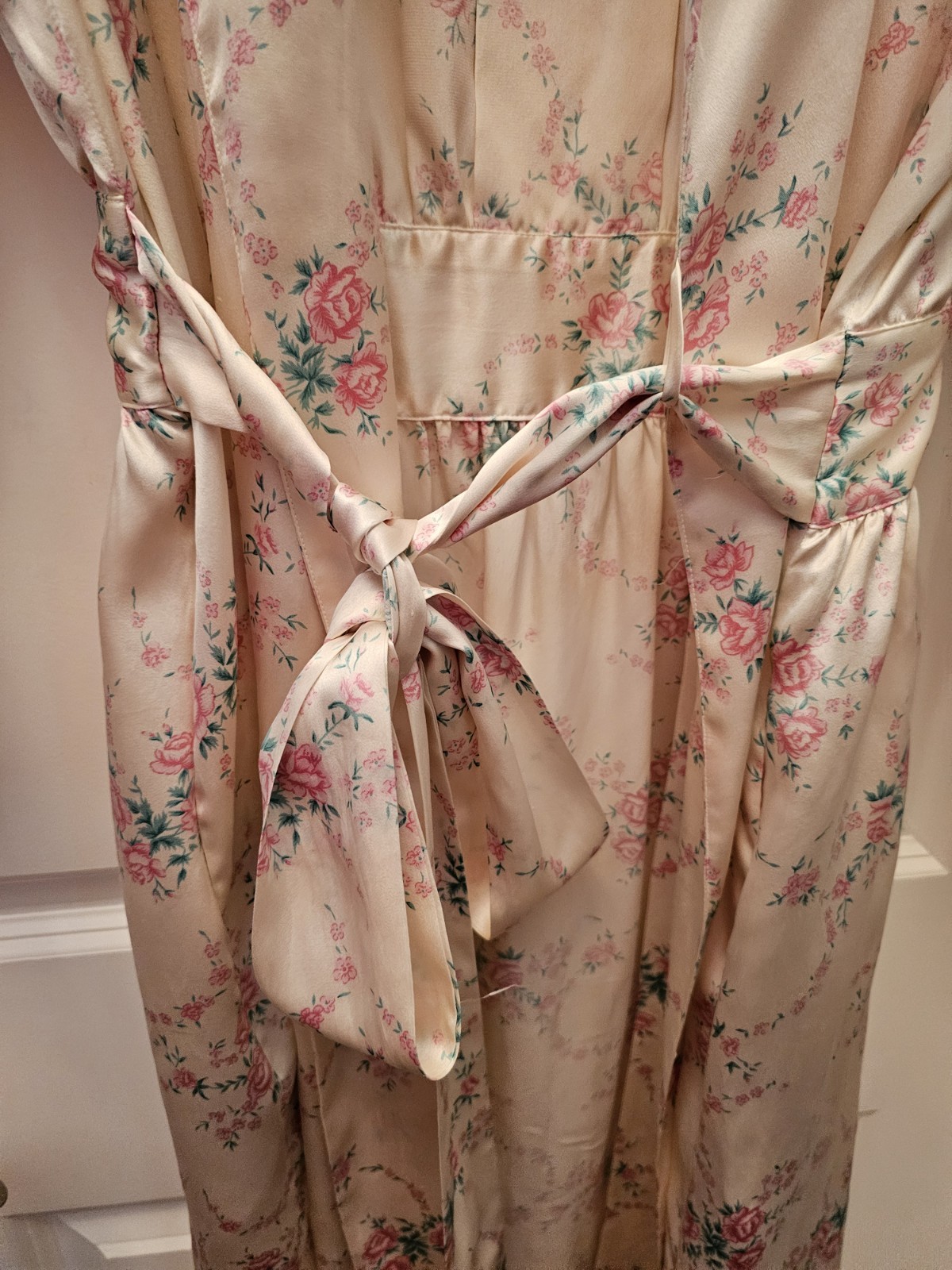 VTG Nordstrom Lingerie 100% Silk Wrap Robe Floral Cream Pink Romantic Luxury L