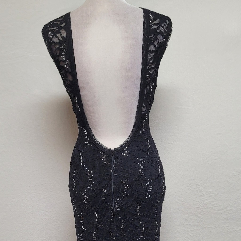 B. Darlin Vintage Sequin Black Lace Sweetheart Neckline Backless Mermaid Dress