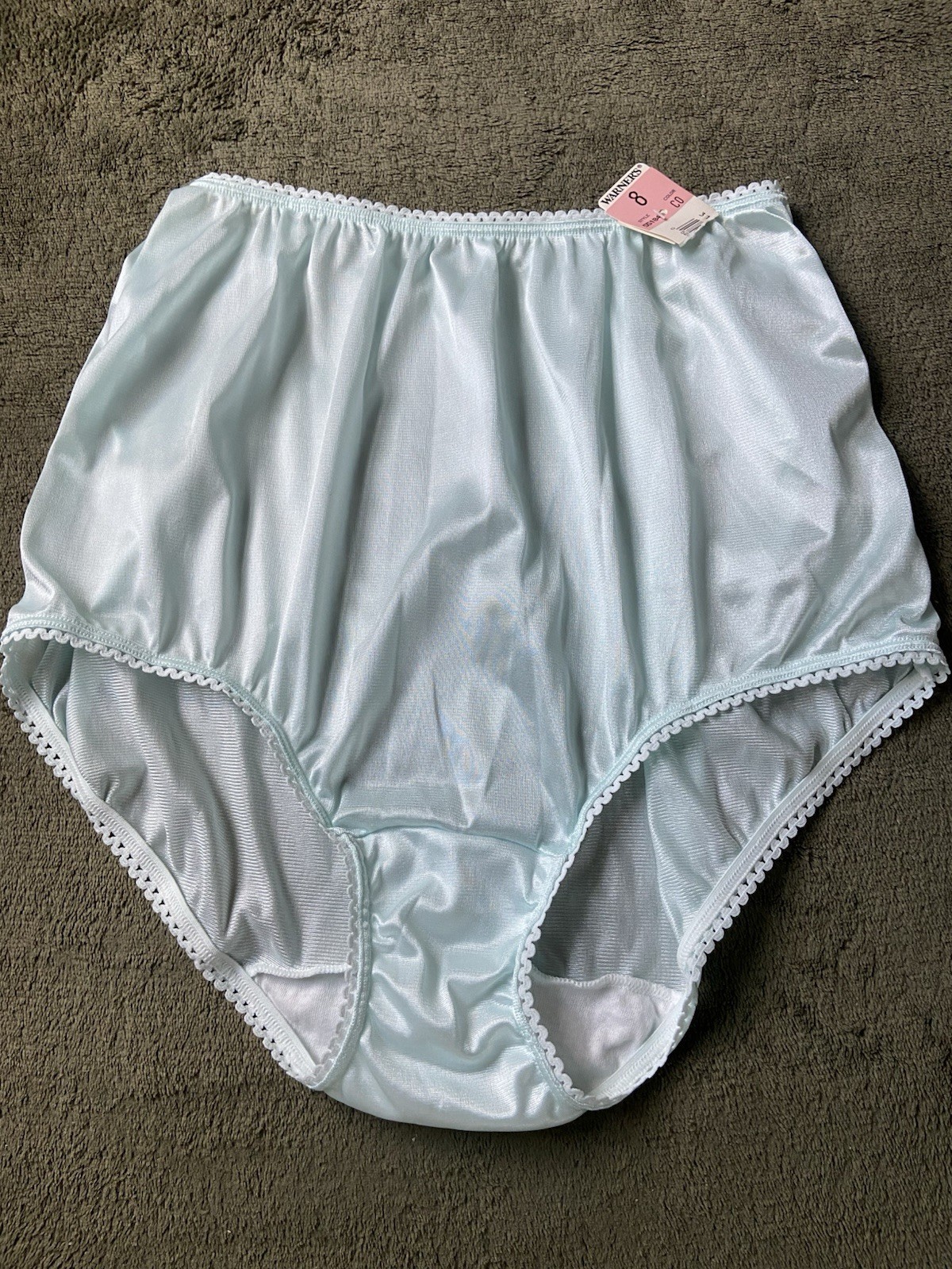 Warners 55184 Perfect Measures Panties Size 8 Nylon Brief Light Aqua Blue FLAWS
