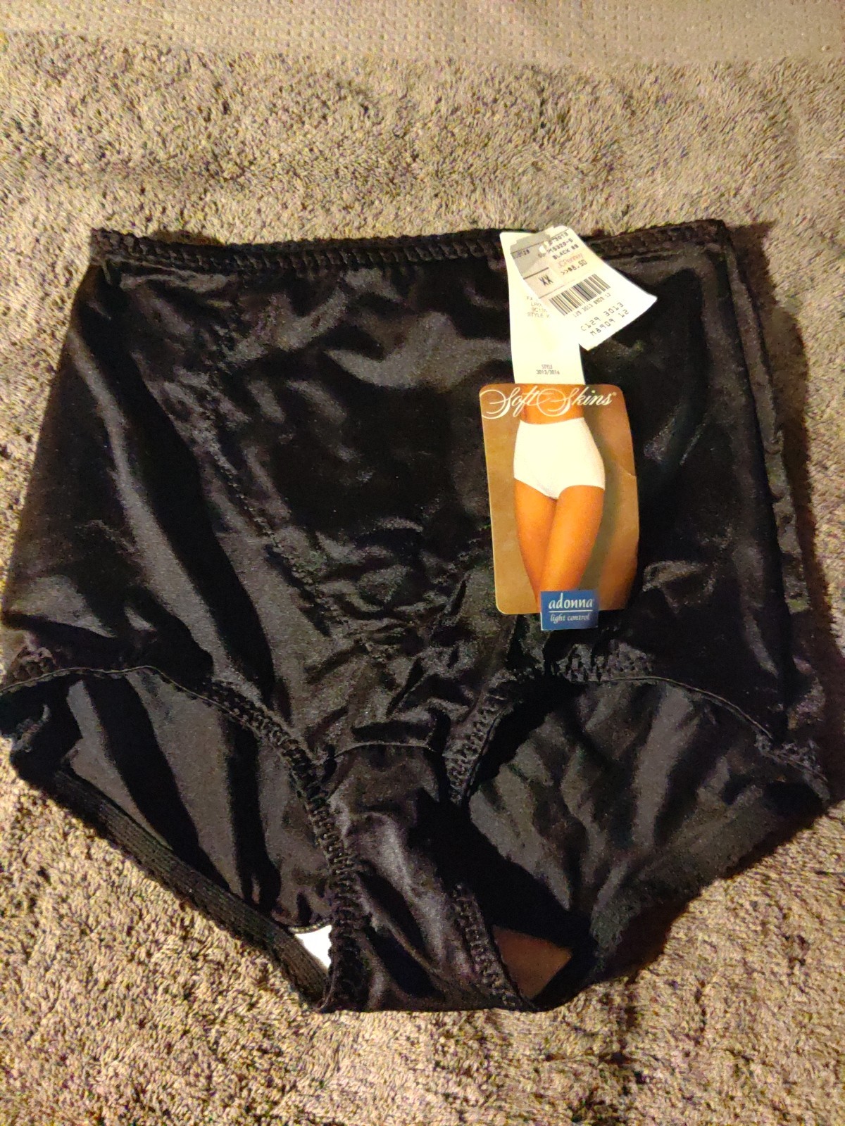 J C Penney Adonna Nylon Lycra Soft Skins Light Control Black Brief Panties Sz 9