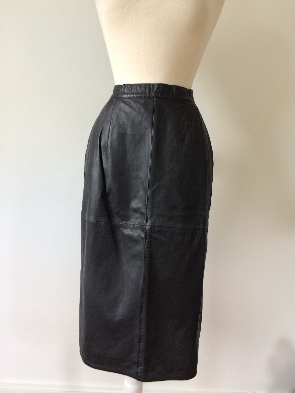 GUCCI Vintage 1970&rsquo;s NWT Black Leather Pencil Skirt Never Worn Vintage Gucci
