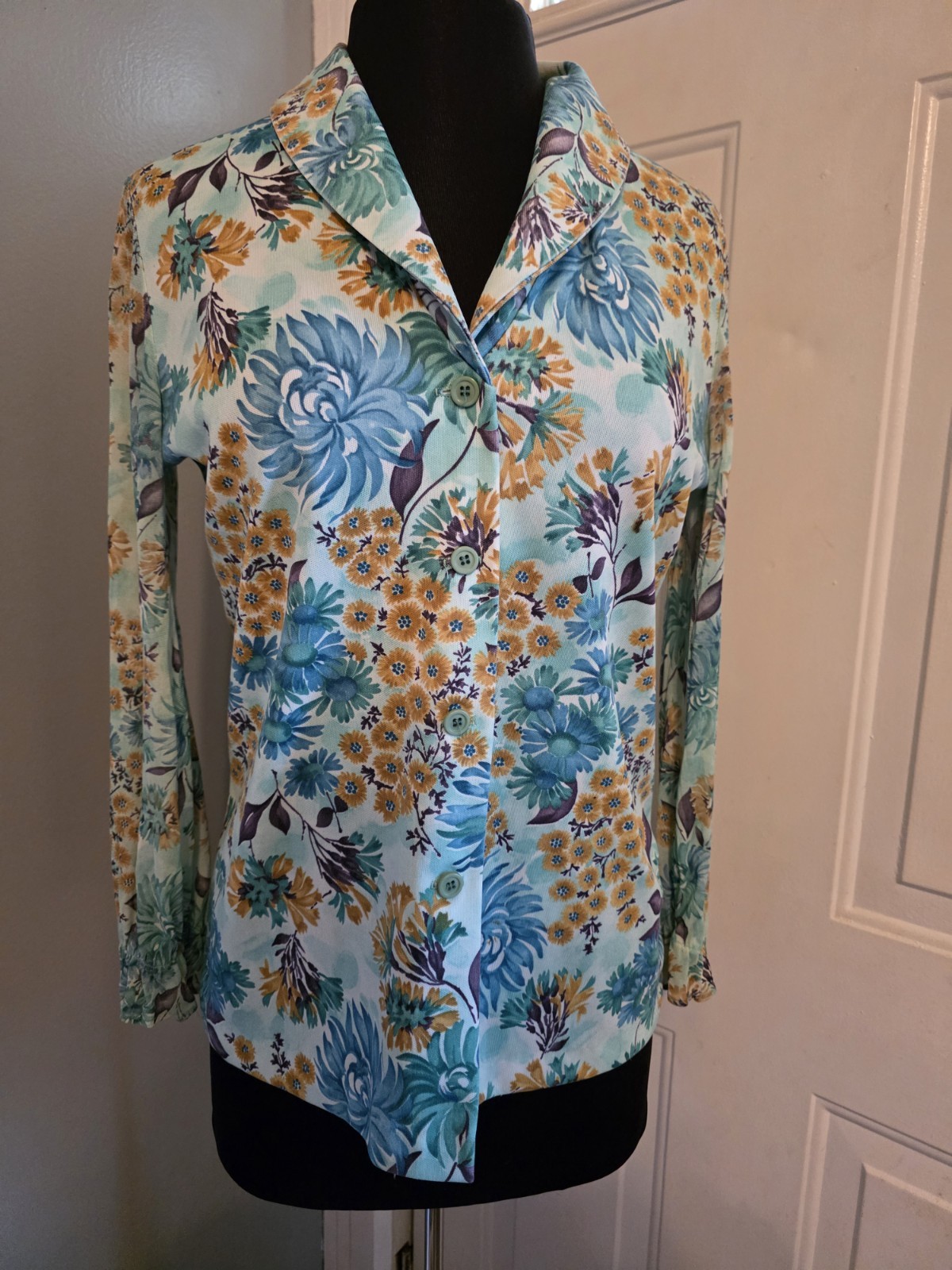 Vtg 1970s Union Made Floral Button Up Women&rsquo;s Shirt S Ruffle Cuff No Size Tag