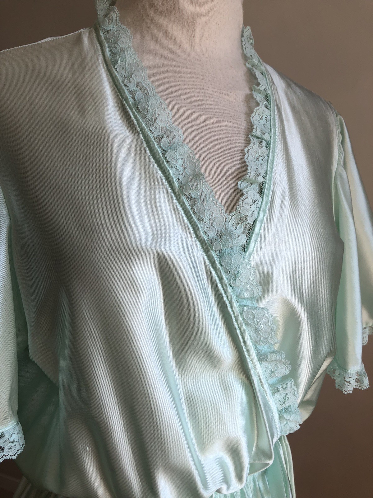 GORGEOUS VTG VAL MODE Blue Lacey Full-length Robe Dressing Gown Lingerie SZ M