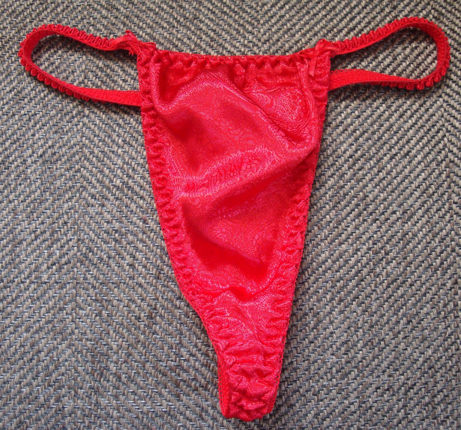 Vintage 7 L Red String Thong Silky Smooth Very Stretchy