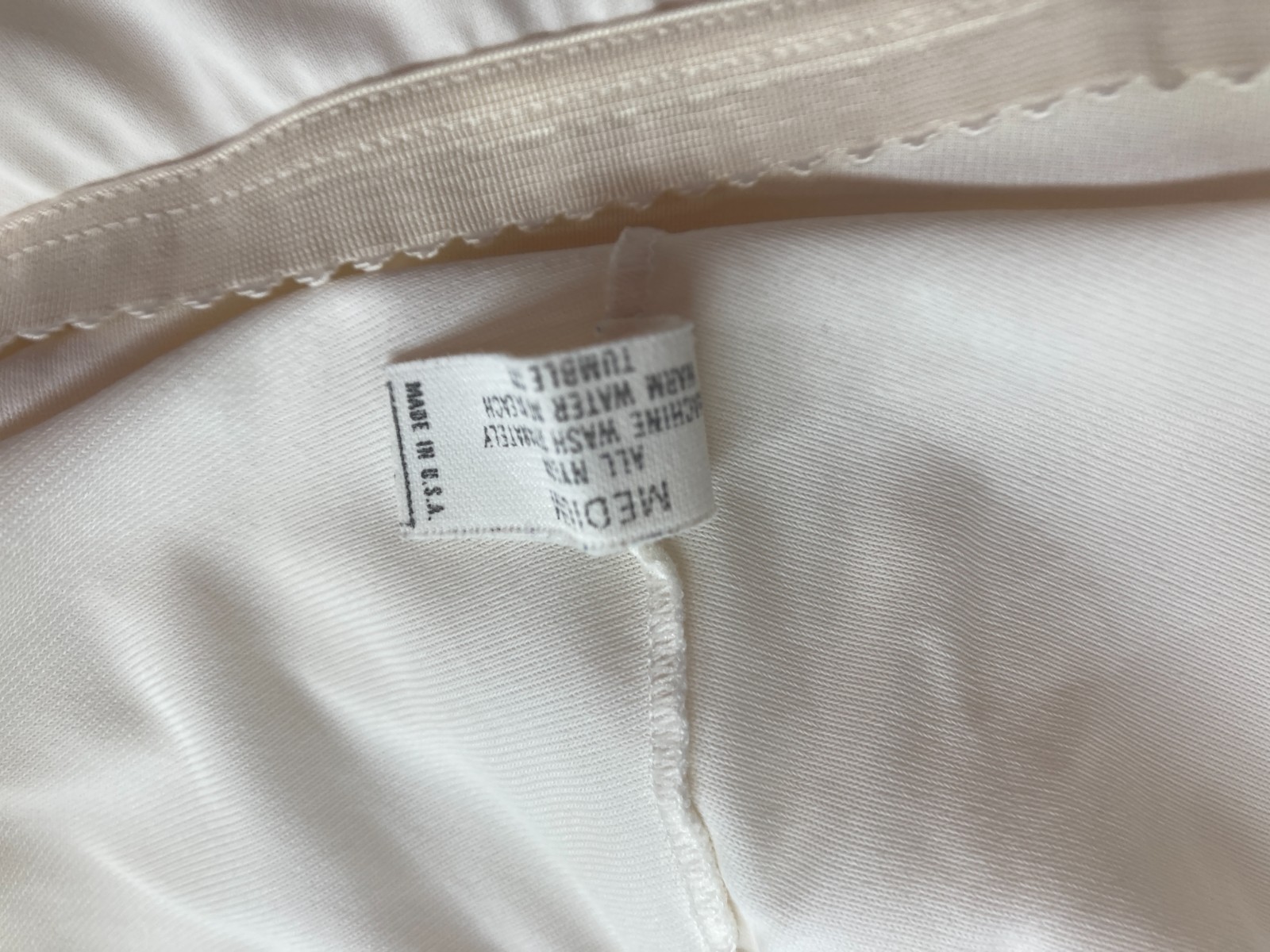 Vintage Half Slip off white Shadowline size Medium nylon Everyday