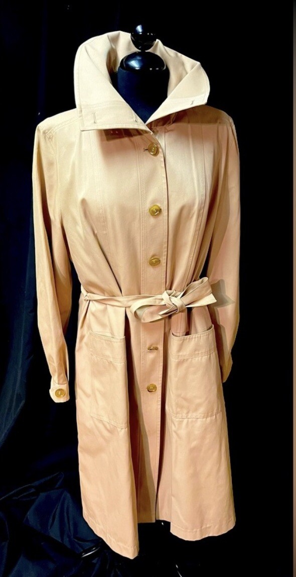 Womens Vintage Trench Coat Belted 18 Reg Misty Harbor Tan 1970’s Far East Gab