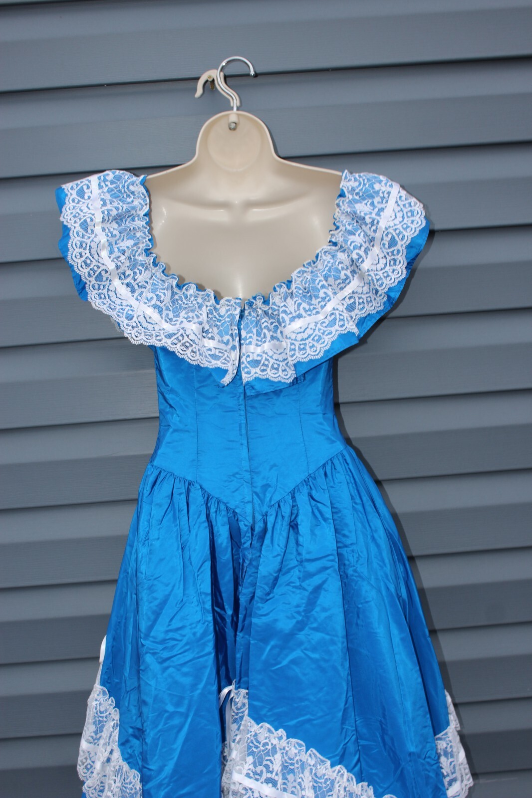 FLIRTATIONS Blue Colonial Victorian Gown Size 5/6 VTG Alfred Angelo Dress Prom