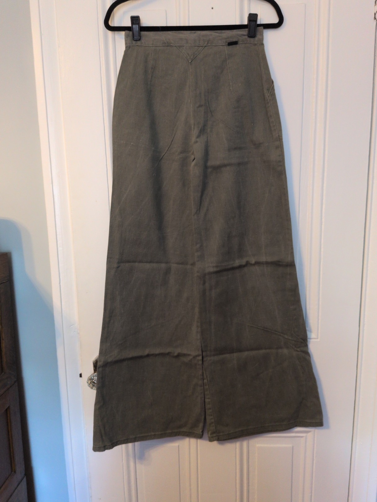 Vintage Deadstock NWT Fun Stuff Olive Denim Bell Bottoms Women&rsquo;s Size 11, 1970s
