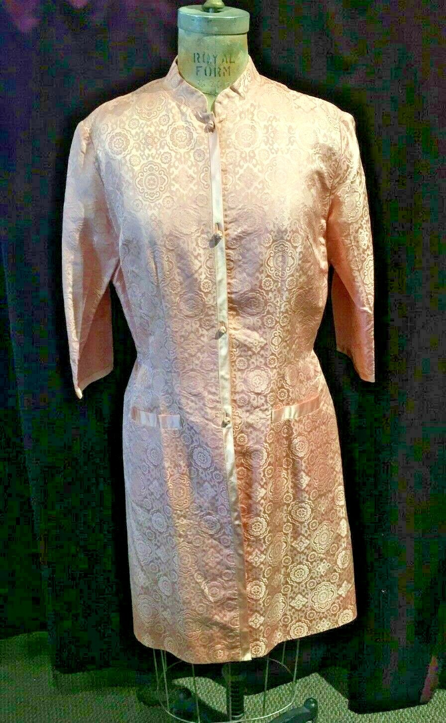 Vintage 1960s Pink House Coat jacket with Eastern Motives by Dorothy McNab