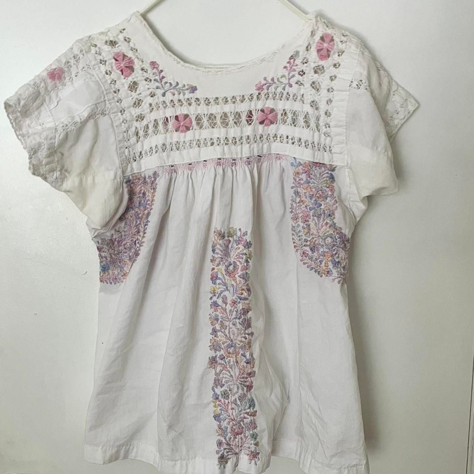 White Oaxacan Blouse Medium Cotton Mexican Embroidered top