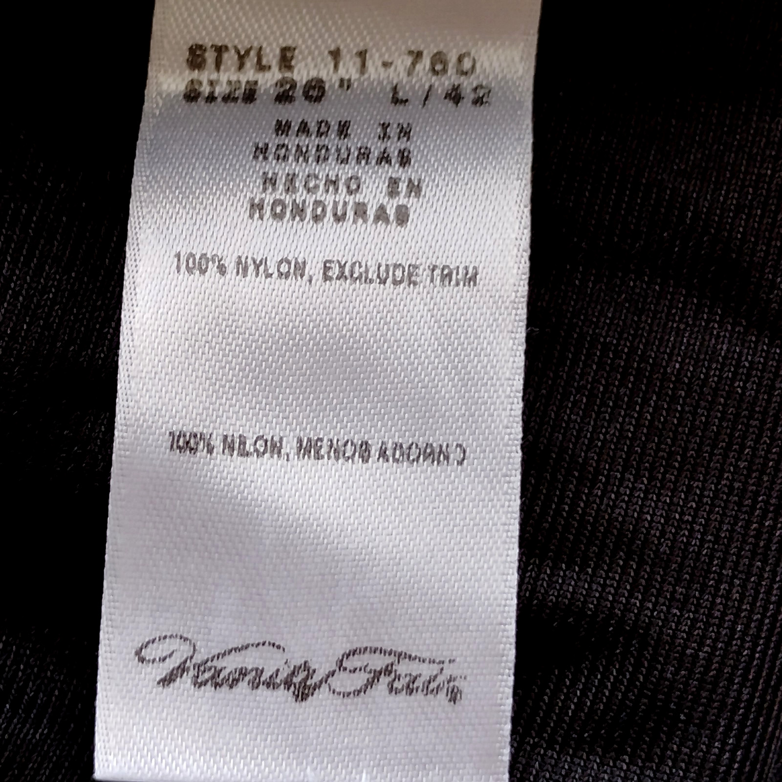 Vanity Fair Half Slip Black Nylon 28&Prime; x 25.5&Prime; #11-760 ~ Size L