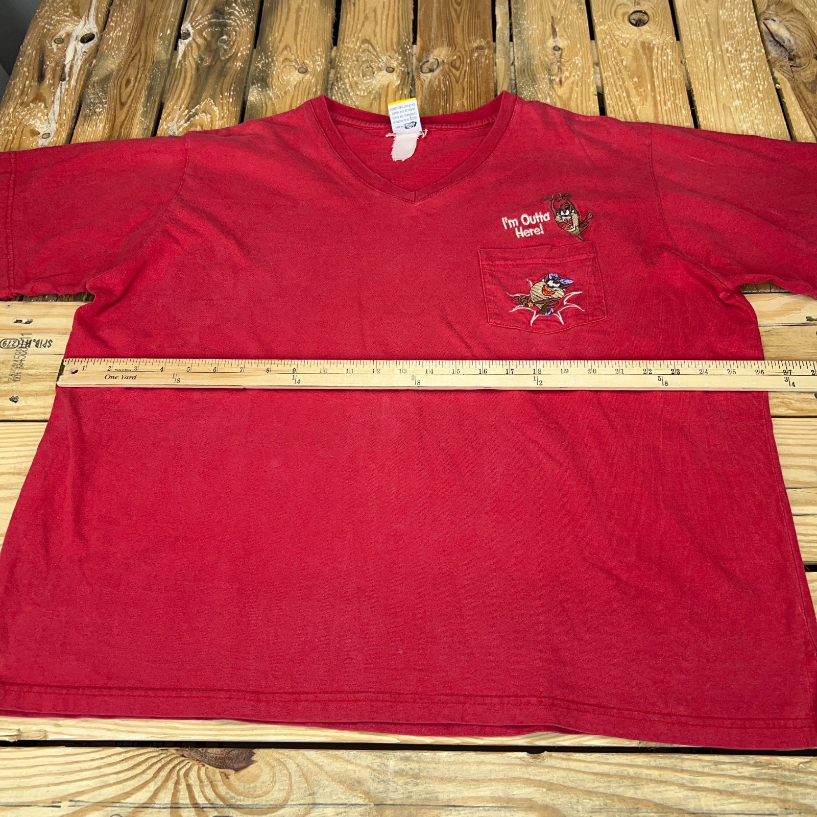Y2K 2001 Taz Looney Tunes « I&rsquo;m Outta Here! » Red V-Neck T-Shirt Women’s XXL Plus