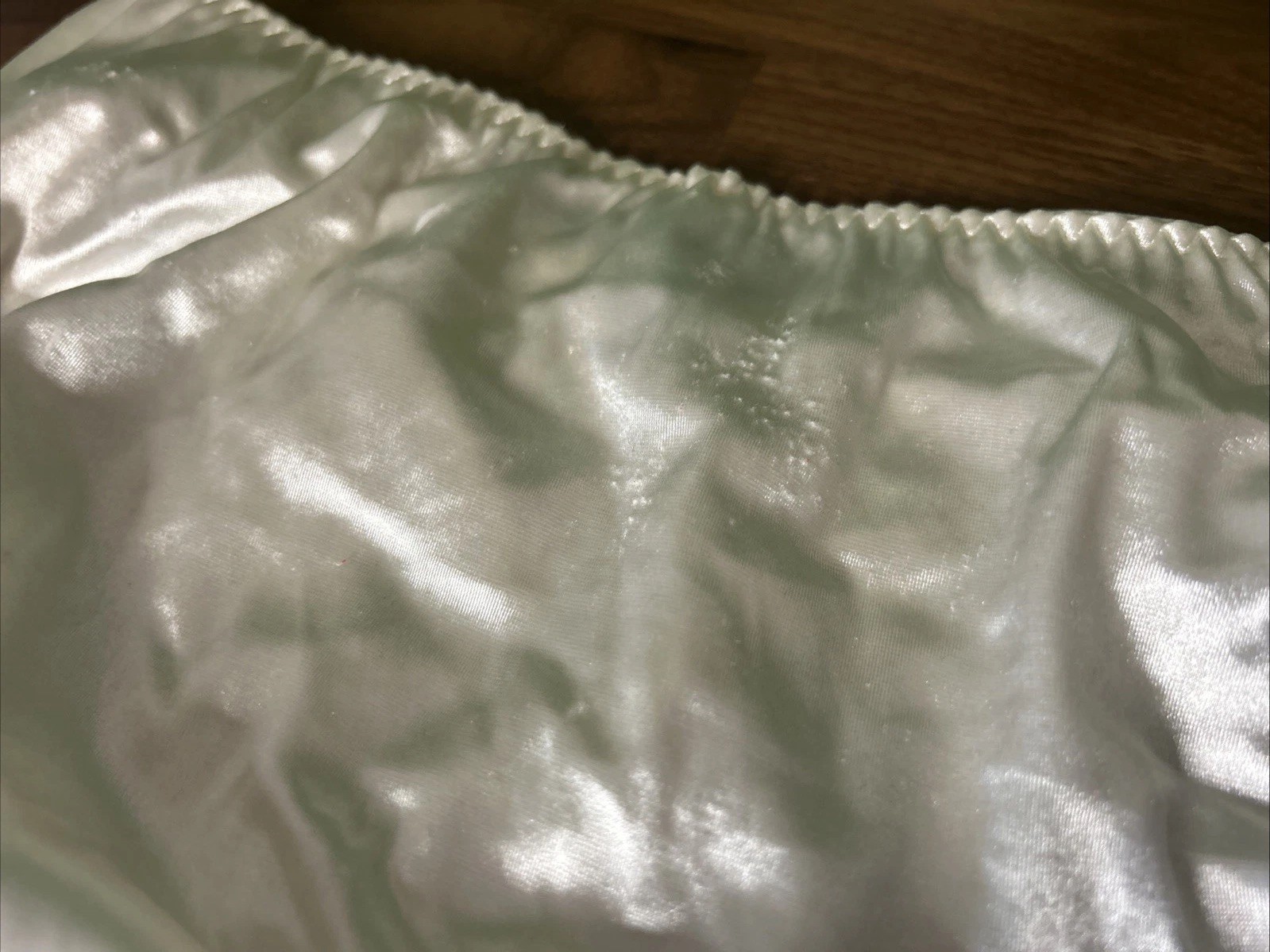 Vtg Maidenform Satin Rendezvous Bikini Panties Medium White Second Skin Shiny