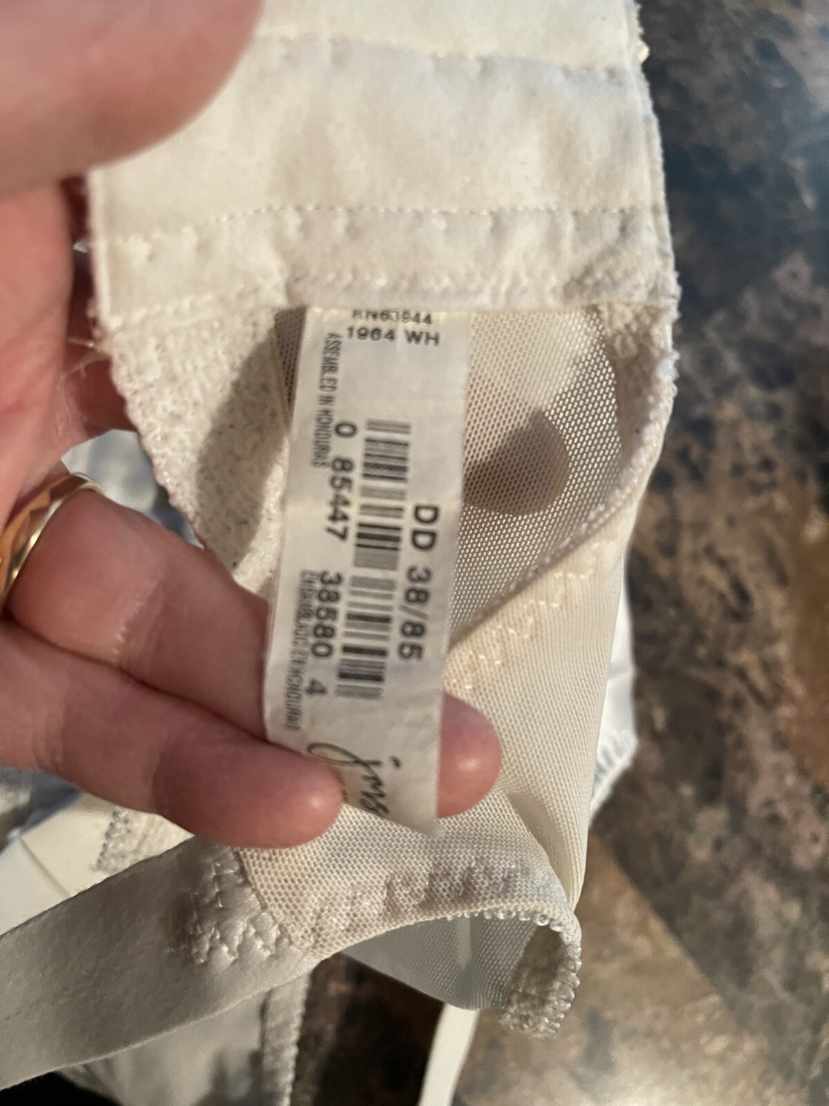 VINTAGE JUST MY SIZE SECOND SKIN WHITE BRA! 38 DD