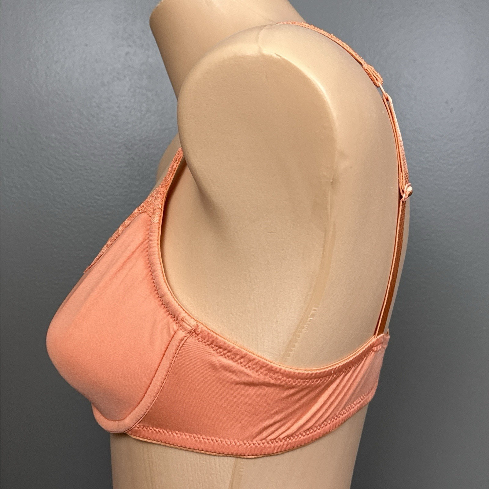 Vintage Warner&rsquo;s Bra 38B Orange Underwire Style 01599 Soft Light Lined Plushline