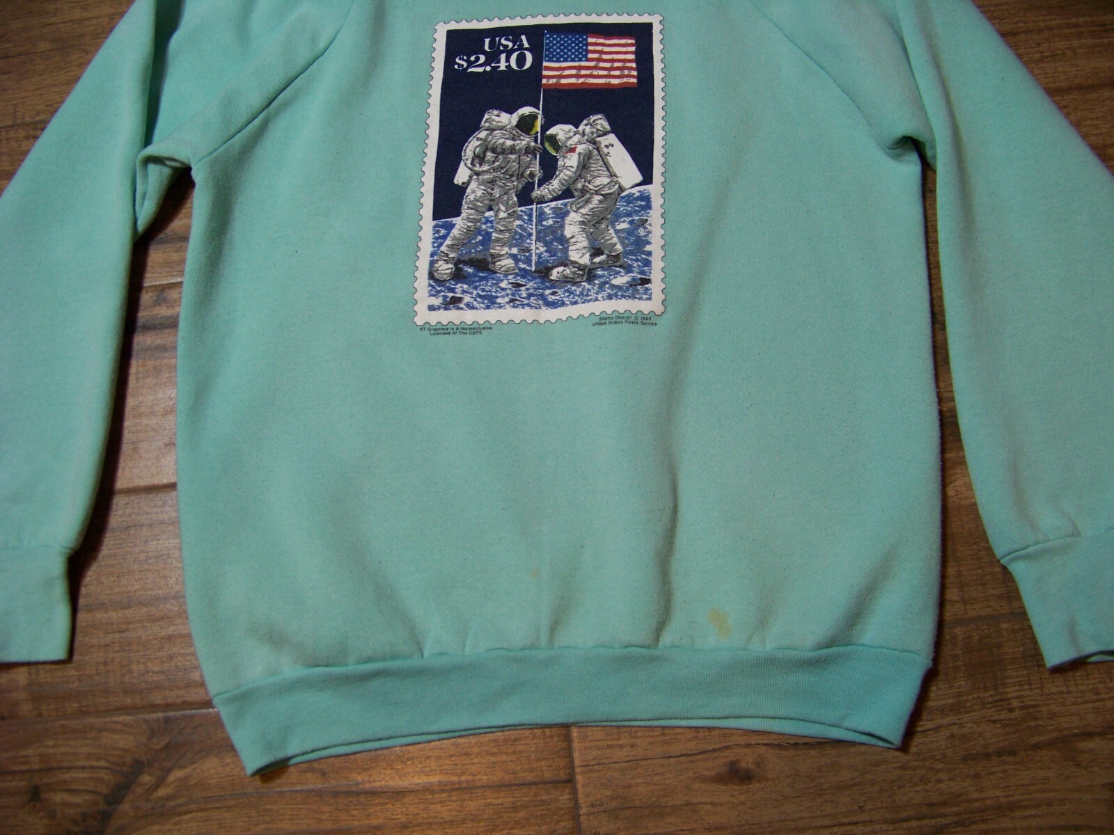 Vtg. U.S. Postal Service 1989 Sweatshirt – L – Priority Stamp « Man On The Moon »