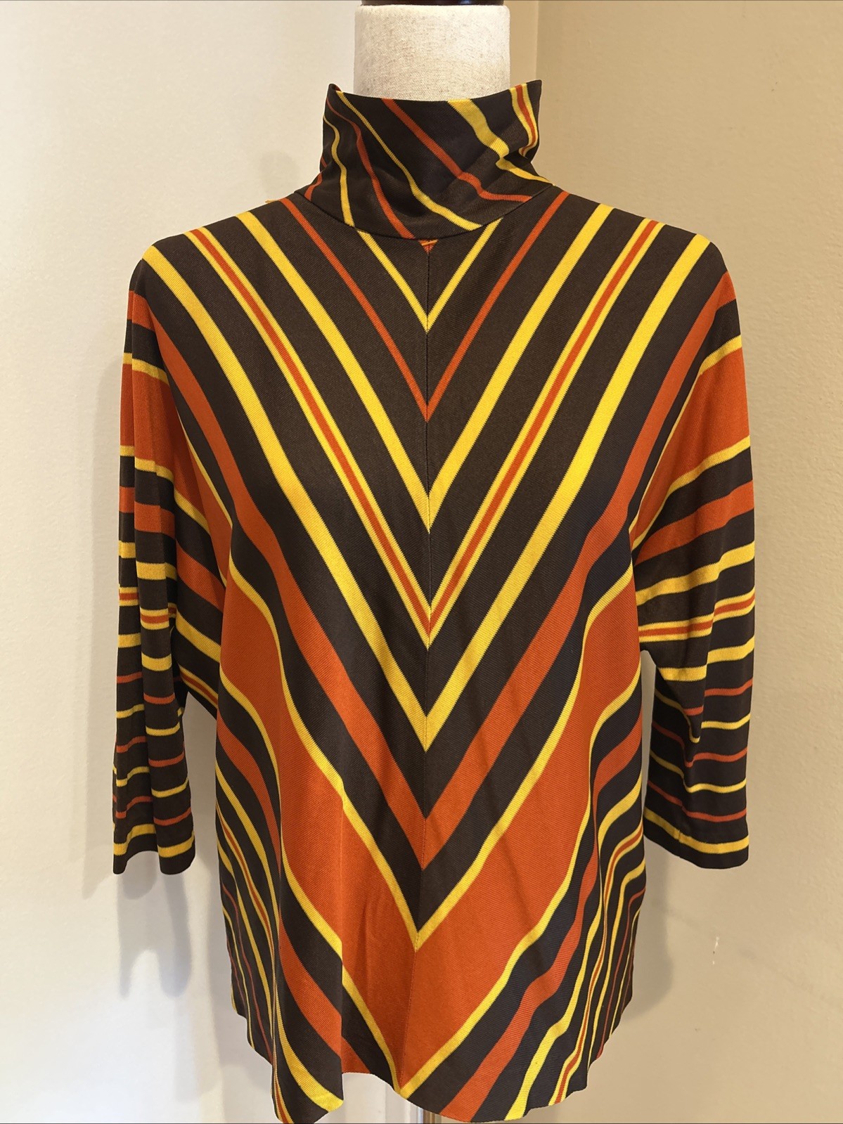 1970’s Brown Yellow And Orange Turtleneck Sz S