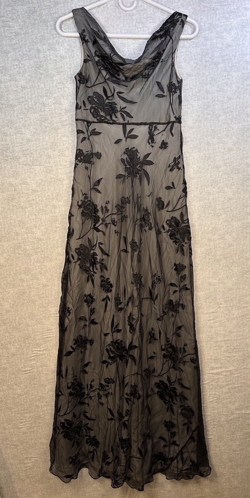 Emanuel Ungaro Sleeveless Black Dress Silk Blend Women’s Size 8 Floral Cutout