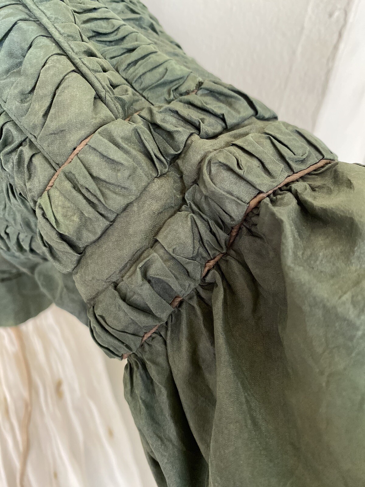 Rarest 1825 Regency Spencer Jacket Rich Emerald « Arsenic » Green Museum Quality!