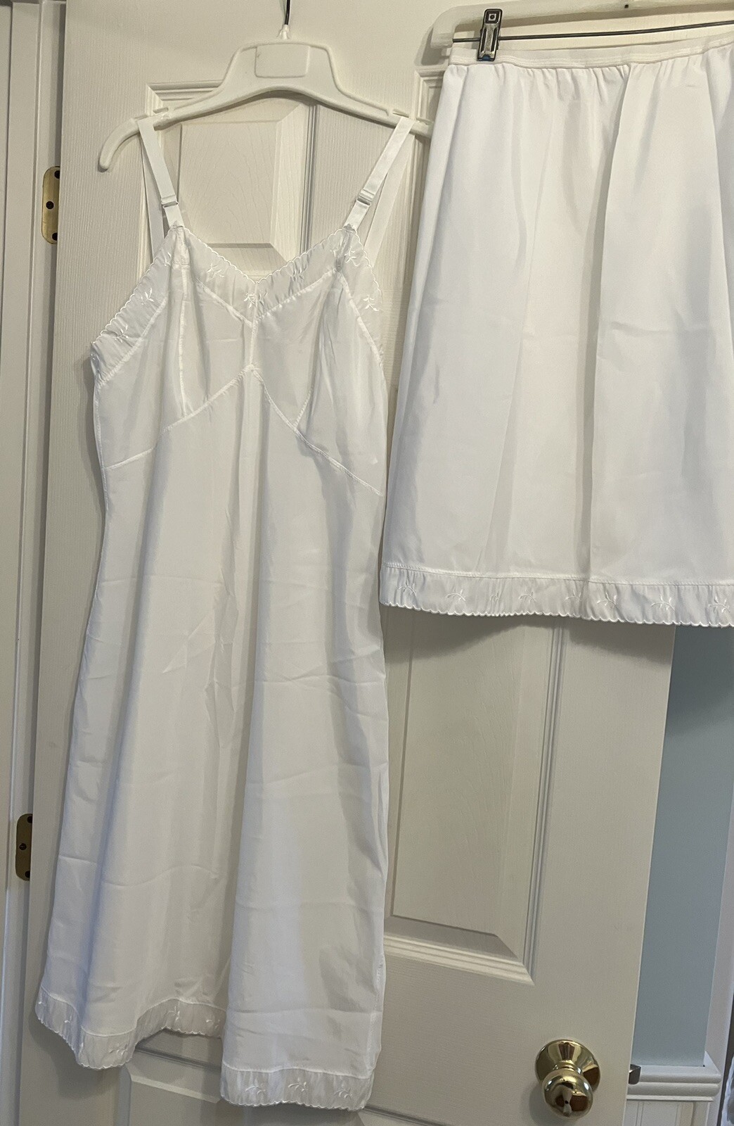 Dainty VTG Dutchmaid Full & Half Slip Set