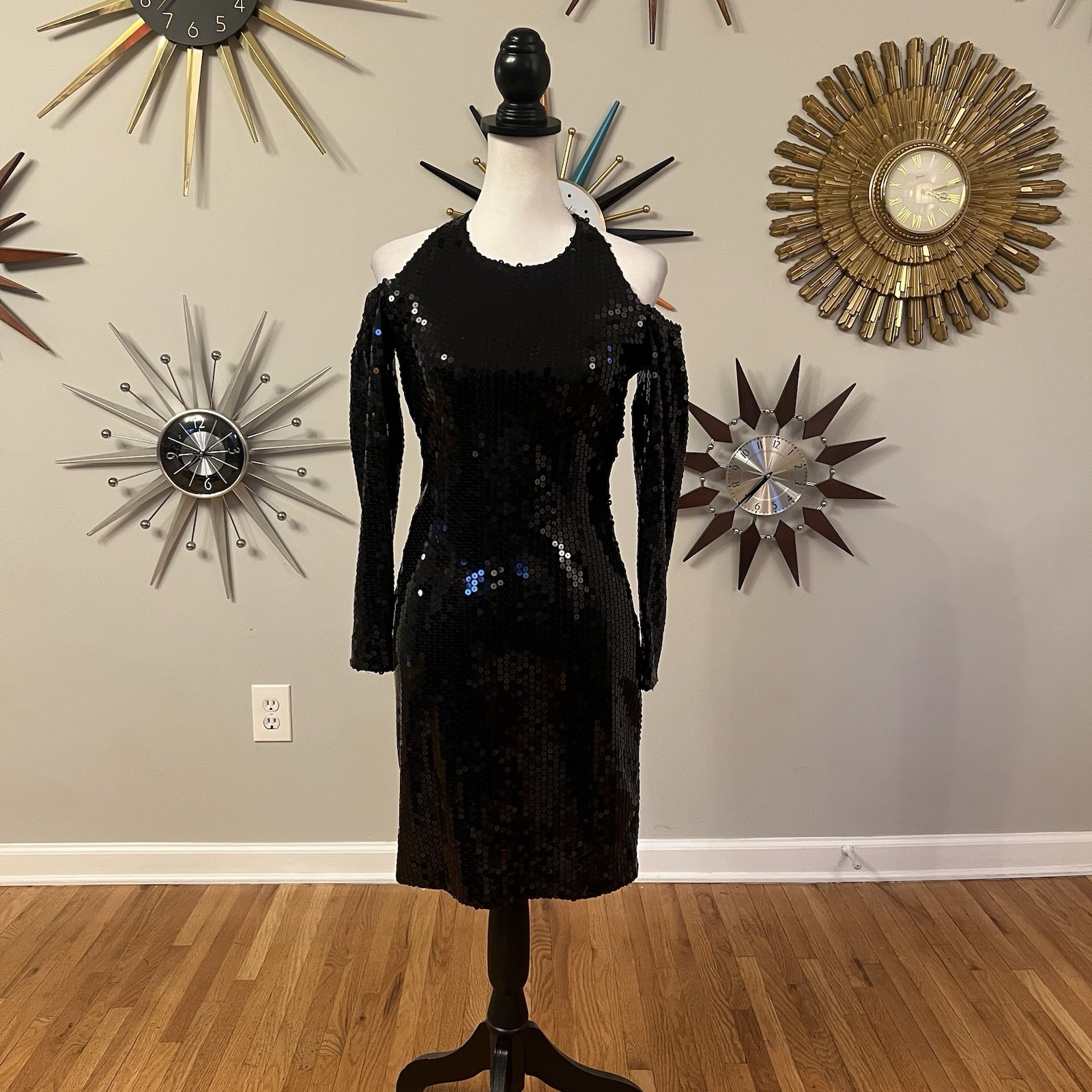VTG 1990s Hugo Buscati 6 Black Sequin Bodycon Dress Open Cold Shoulder LBD