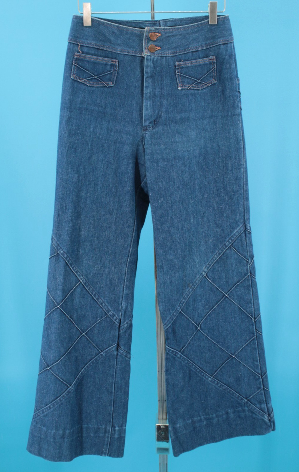 VTG Womens 70s Maverick Dark Denim Bell Bottom Jeans W/ Criss Cross Seams Sz 28&Prime;