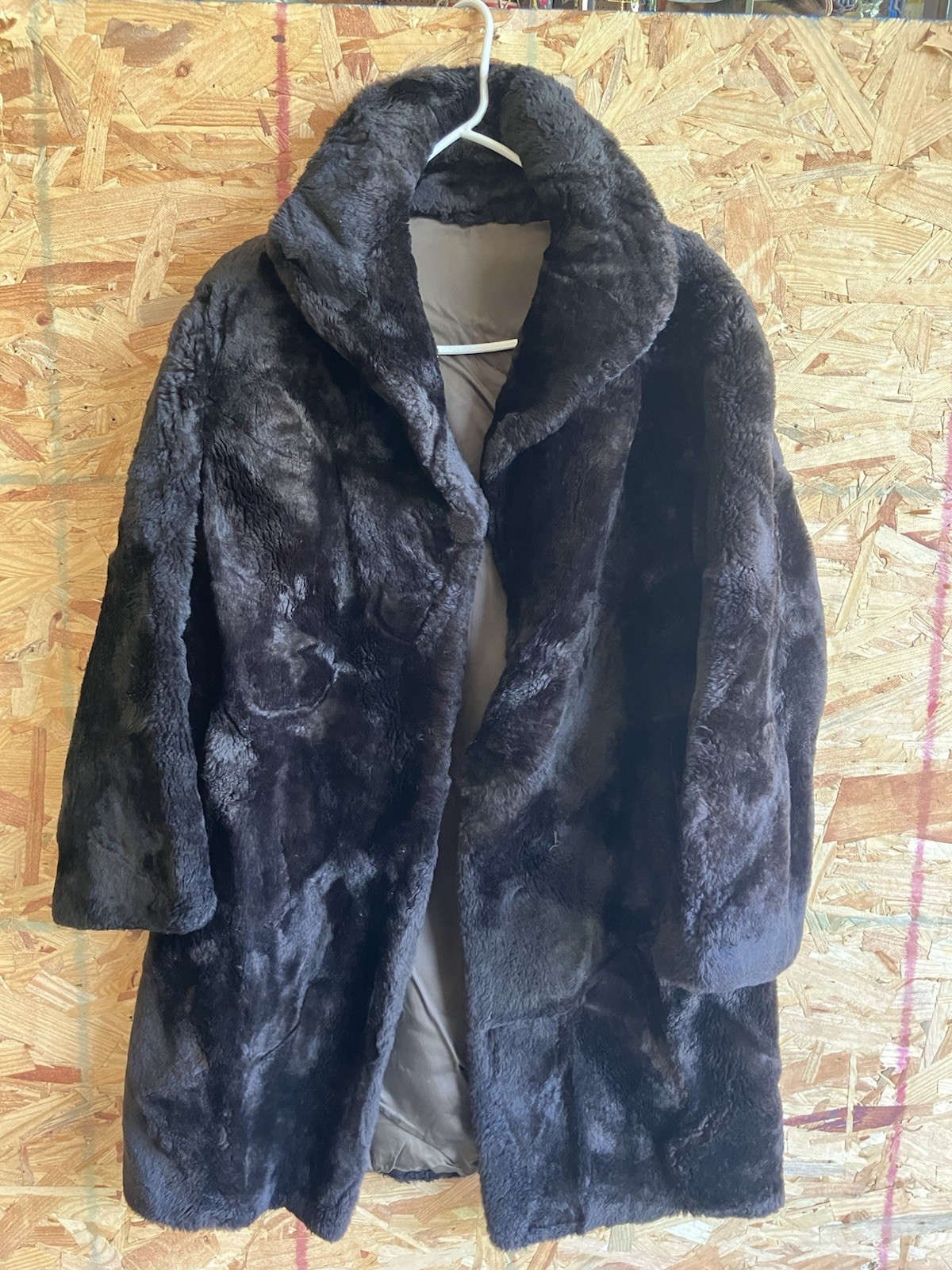 vintage womans fur coat 1970s needs some work no tag old clothing