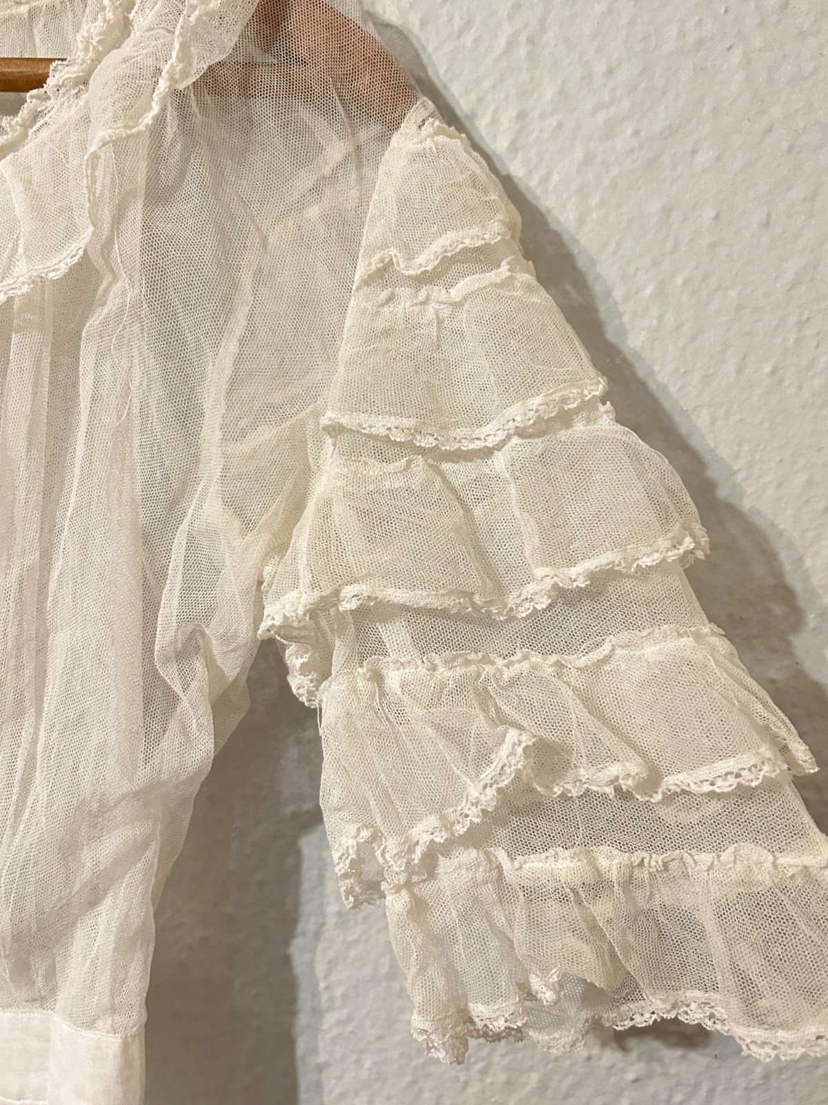 READ Edwardian Antique XXS Net Lace Gown Tea Lawn Dress Tiered Skirt Wedding
