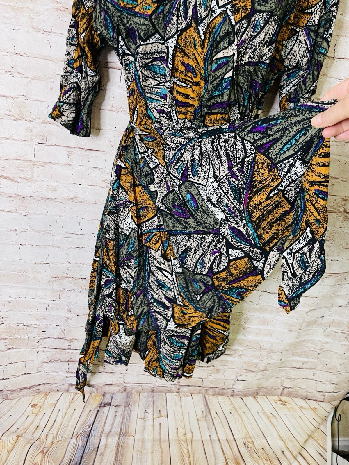 Vintage 80&rsquo;s Mod Abstract Leaf Print Dress John Richard Shoulder Pads 7/8