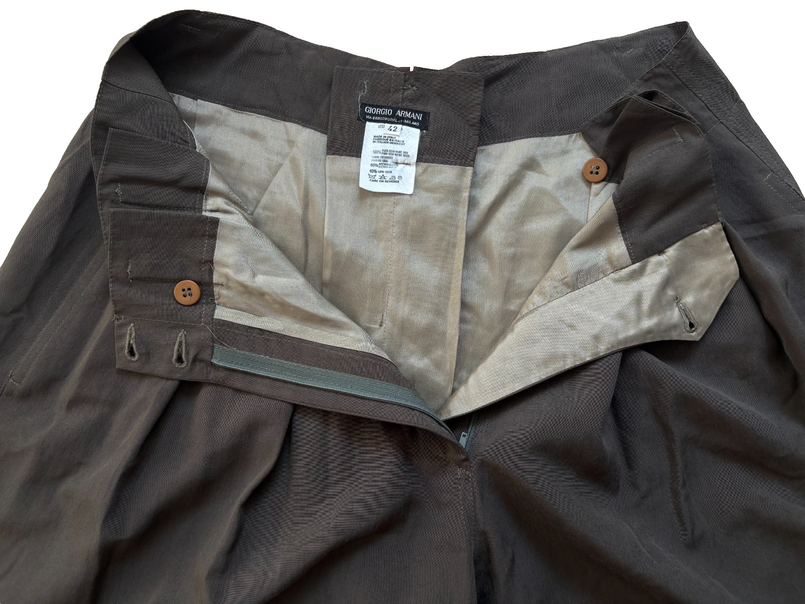 VTG Giorgio Armani Pleated Pleated Long Shorts, Pure Silk, Altered