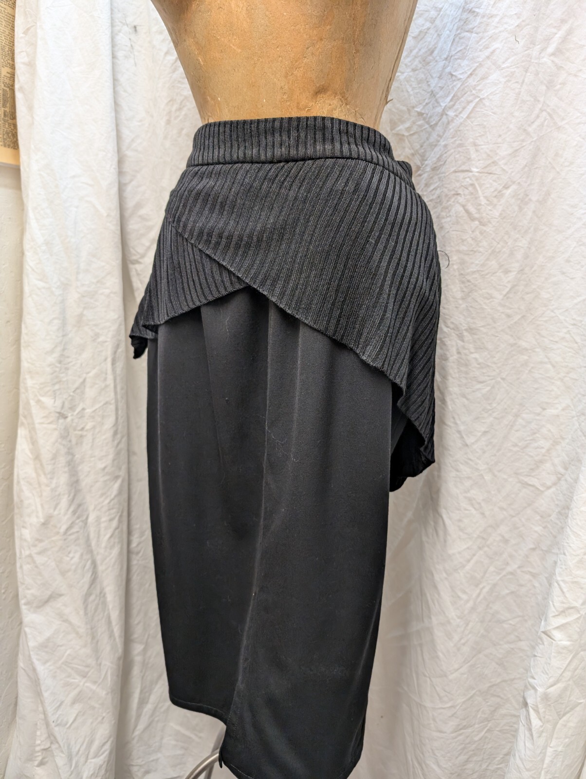 Vintage Black Draped Viscose Textured Skirt by Gianni Versace Size M