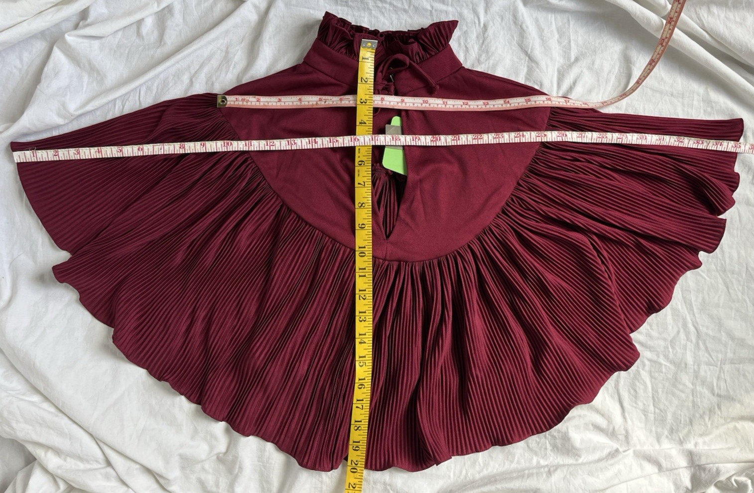 Vintage 1970s Capelet Cape Topper Ruffle Collar Pleated Gothic Vampy Evening Med