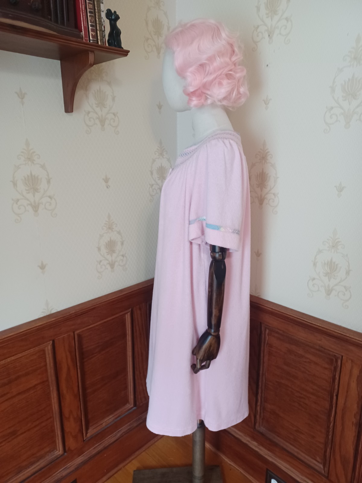 Vintage 1970s/1980s Leisure Life Pink Pastel Terrycloth Cottagecore House Dress