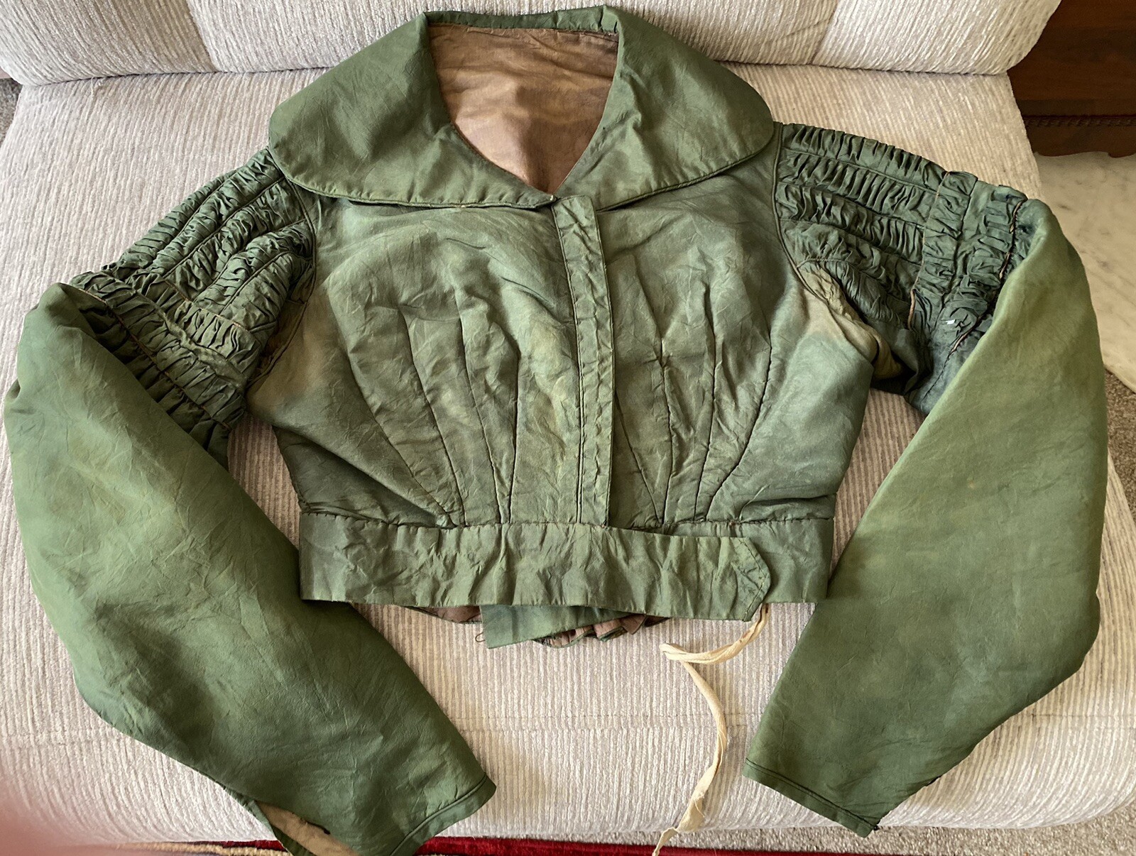 Rarest 1825 Regency Spencer Jacket Rich Emerald « Arsenic » Green Museum Quality!